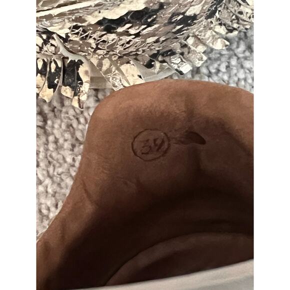 ESSEutESSEMetallic Python Print Lamb Leather Fringe Running Sneaker Gold 39 - Picture 8 of 10